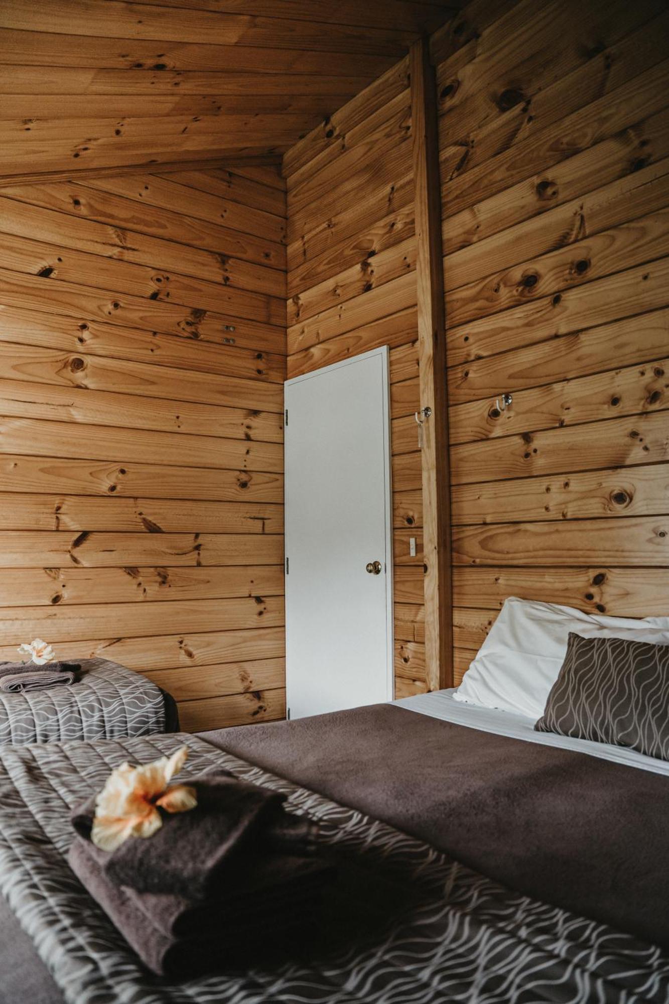 Albergue Tatahi Cove Back Packer Hahei Exterior foto